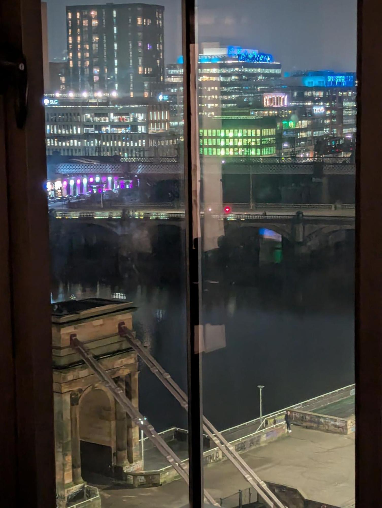 Glasgow City Centre Waterfront Apartment المظهر الخارجي الصورة